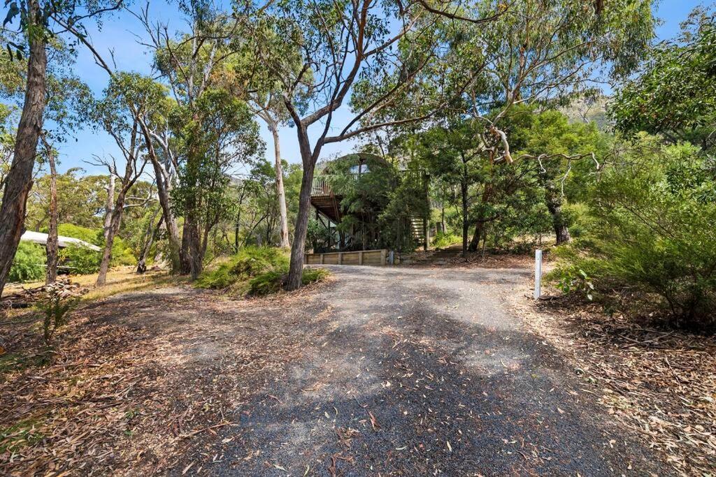 Halls Gap Hideaway Villa Exterior photo